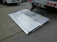 いすゞフォワード冷凍車（冷蔵車）中型（4t）[写真23]