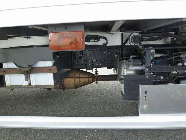 いすゞフォワード冷凍車（冷蔵車）中型（4t）[写真36]