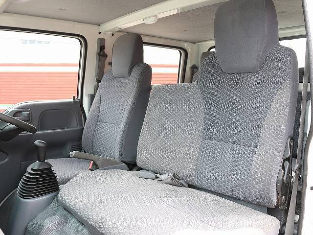 いすゞエルフダブルキャブ（Wキャブ）小型（2t・3t）[写真28]