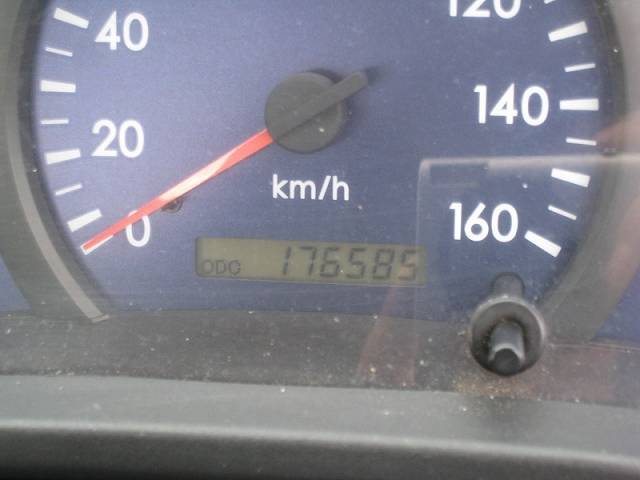 三菱ふそうキャンター平ボディ小型（2t・3t）[写真16]