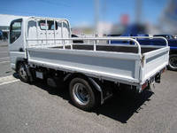 三菱ふそうキャンター平ボディ小型（2t・3t）[写真02]