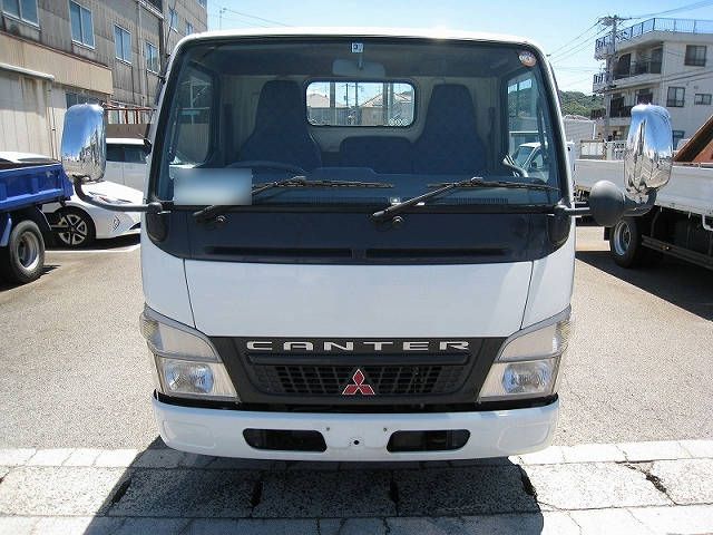 三菱ふそうキャンター平ボディ小型（2t・3t）[写真03]