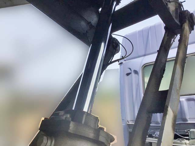 三菱ふそうスーパーグレートダンプ大型（10t）[写真16]