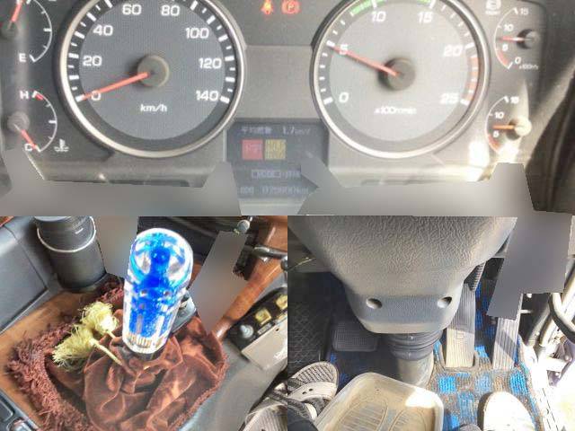 三菱ふそうスーパーグレートダンプ大型（10t）[写真33]