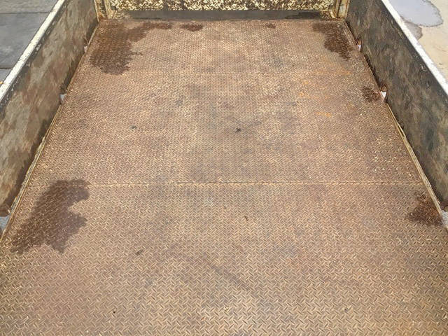 三菱ふそうキャンタークレーン3段小型（2t・3t）[写真11]