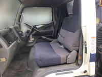 三菱ふそうキャンタークレーン3段小型（2t・3t）[写真31]