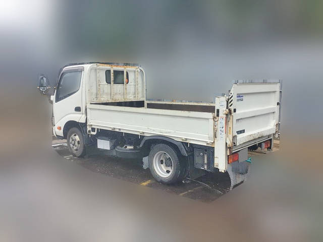 日野デュトロ平ボディ小型（2t・3t）[写真04]