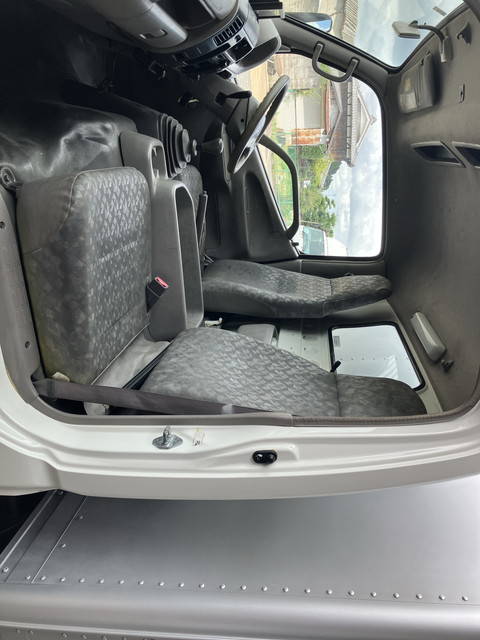 トヨタダイナアルミバン小型（2t・3t）[写真31]