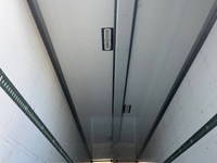 三菱ふそうスーパーグレートパネルウイング大型（10t）[写真11]