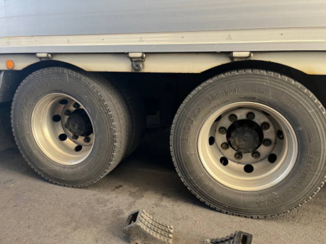 三菱ふそうスーパーグレートパネルウイング大型（10t）[写真15]