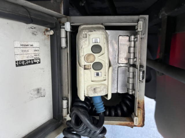 三菱ふそうスーパーグレートパネルウイング大型（10t）[写真16]