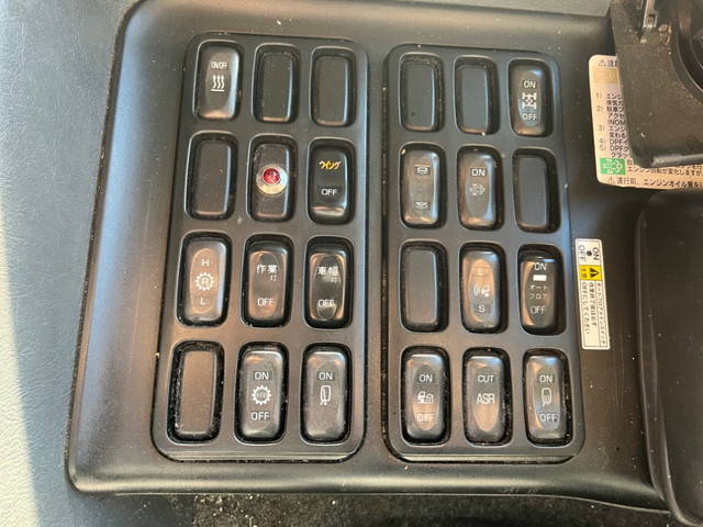 三菱ふそうスーパーグレートパネルウイング大型（10t）[写真28]