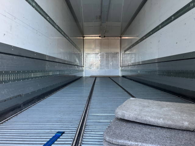 三菱ふそうスーパーグレートパネルウイング大型（10t）[写真08]