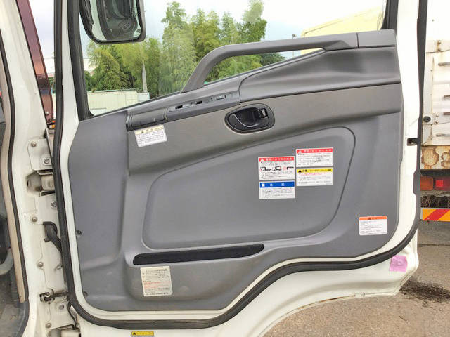 三菱ふそうスーパーグレートクレーン5段大型（10t）[写真30]