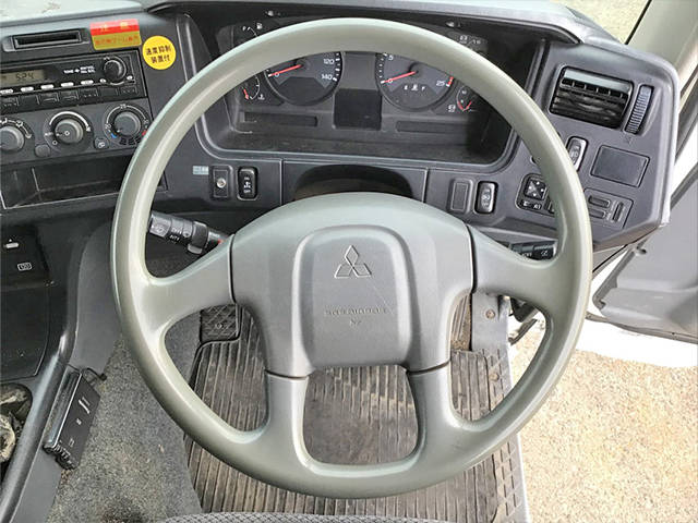 三菱ふそうスーパーグレートクレーン5段大型（10t）[写真37]