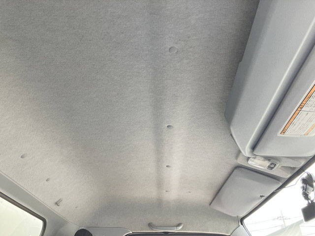 三菱ふそうキャンターアルミバン小型（2t・3t）[写真30]