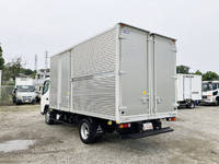 三菱ふそうキャンターアルミバン小型（2t・3t）[写真04]