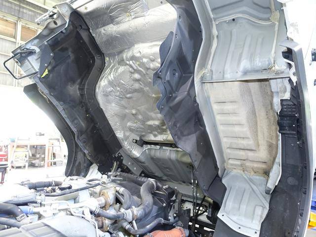 日野レンジャーアルミバン中型（4t）[写真23]