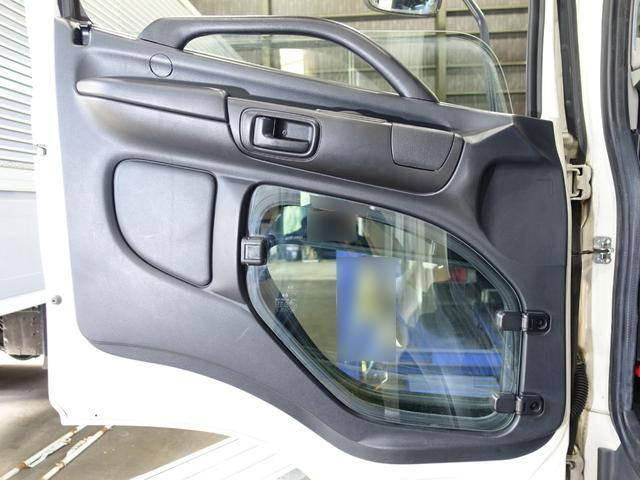 日野レンジャーアルミバン中型（4t）[写真26]