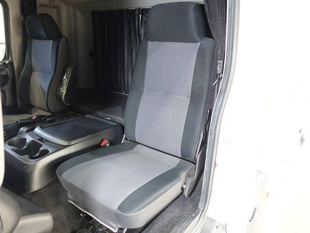 日野レンジャーアルミバン中型（4t）[写真28]