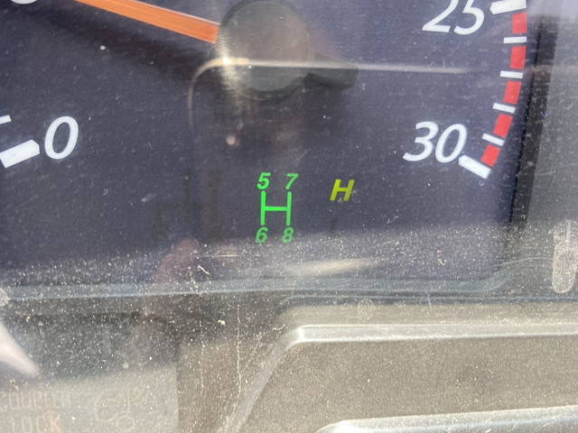 いすゞギガトレーラーヘッド（トラクターヘッド）大型（10t）[写真21]