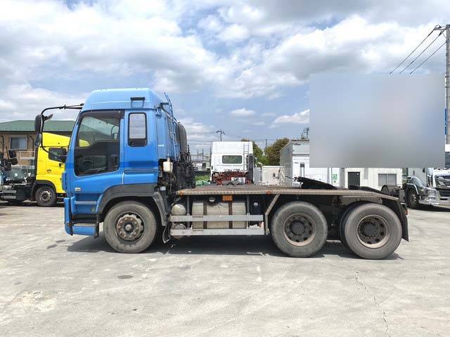 いすゞギガトレーラーヘッド（トラクターヘッド）大型（10t）[写真06]