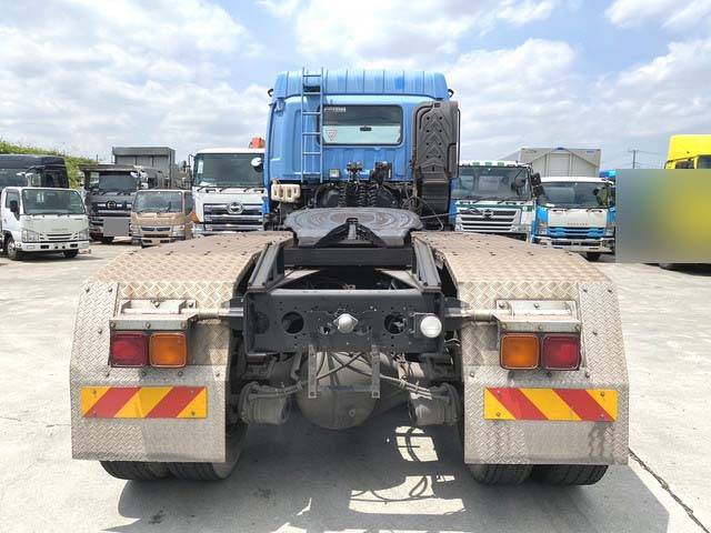 いすゞギガトレーラーヘッド（トラクターヘッド）大型（10t）[写真07]