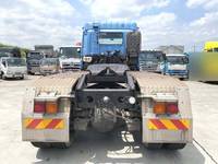 いすゞギガトレーラーヘッド（トラクターヘッド）大型（10t）[写真07]