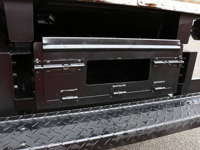 三菱ふそうキャンターパネルバン小型（2t・3t）[写真13]