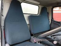 三菱ふそうキャンターパネルバン小型（2t・3t）[写真16]