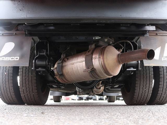 三菱ふそうキャンターパネルバン小型（2t・3t）[写真23]