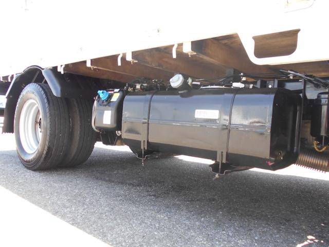 三菱ふそうキャンター平ボディ小型（2t・3t）[写真14]