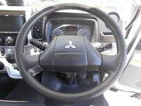 三菱ふそうキャンター平ボディ小型（2t・3t）[写真27]