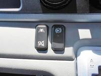 三菱ふそうキャンター平ボディ小型（2t・3t）[写真32]