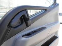 三菱ふそうキャンター平ボディ小型（2t・3t）[写真34]