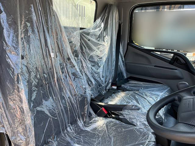 三菱ふそうキャンターダンプ小型（2t・3t）[写真11]