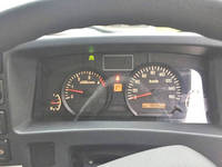 いすゞエルフアルミバン小型（2t・3t）[写真12]