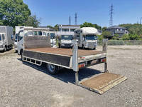 三菱ふそうキャンター平ボディ小型（2t・3t）[写真12]