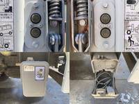 三菱ふそうキャンター平ボディ小型（2t・3t）[写真19]