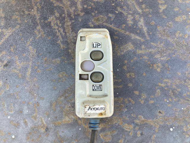 三菱ふそうキャンター平ボディ小型（2t・3t）[写真21]