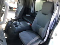 いすゞフォワードアルミウイング中型（4t）[写真17]