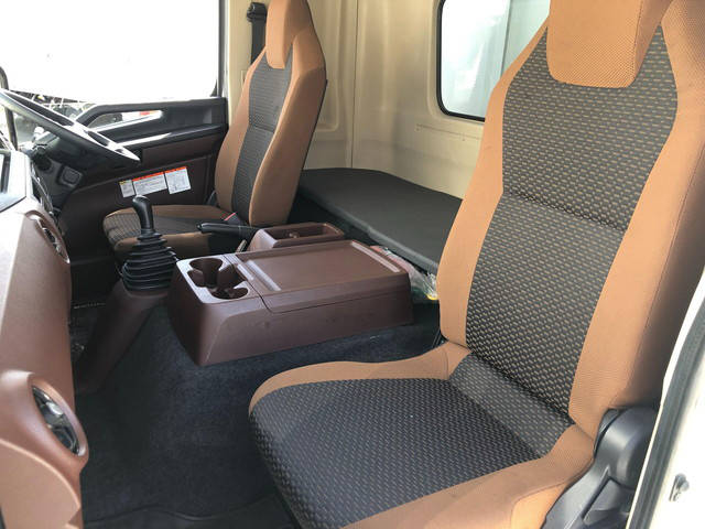 日野レンジャーアルミウイング中型（4t）[写真29]