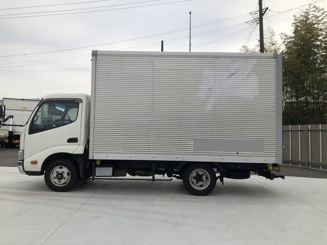 日野デュトロアルミバン小型（2t・3t）[写真12]