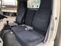 日野デュトロアルミバン小型（2t・3t）[写真17]