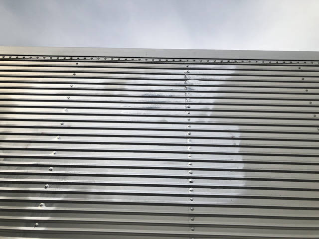 日野デュトロアルミバン小型（2t・3t）[写真24]