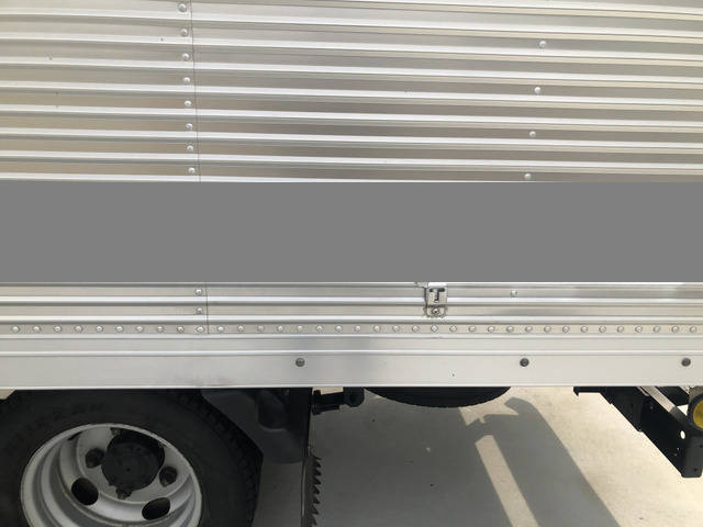 日野デュトロアルミバン小型（2t・3t）[写真27]