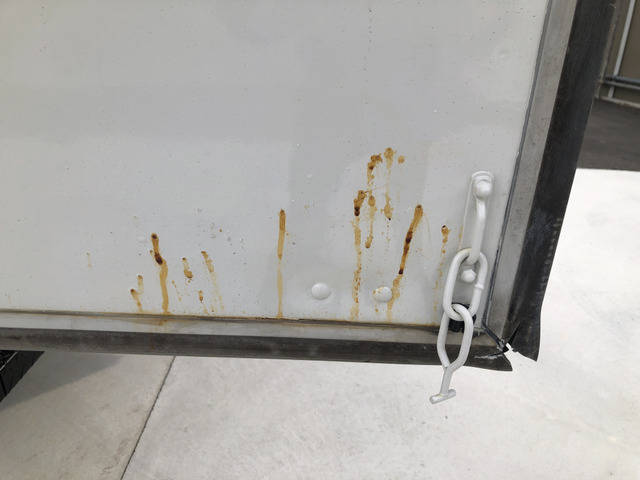 日野デュトロアルミバン小型（2t・3t）[写真32]