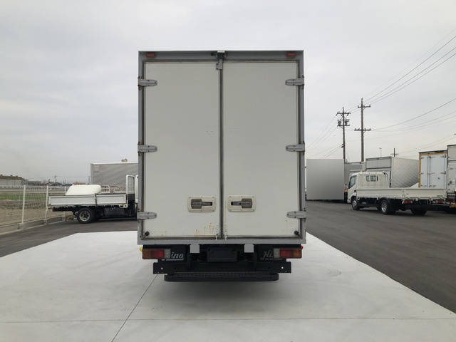 日野デュトロアルミバン小型（2t・3t）[写真07]