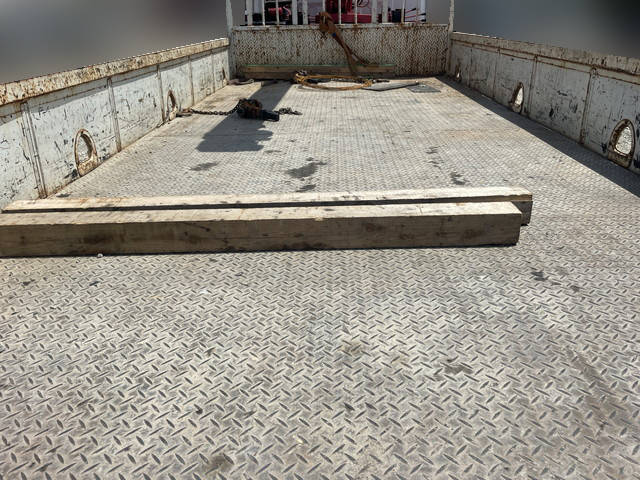 いすゞフォワードクレーン3段中型（4t）[写真12]