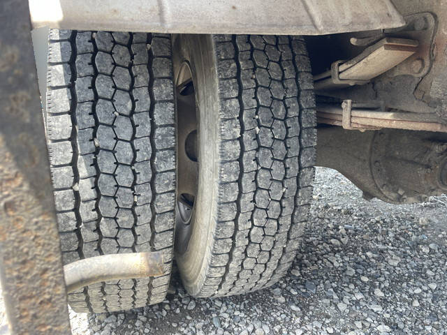 いすゞフォワードクレーン3段中型（4t）[写真20]